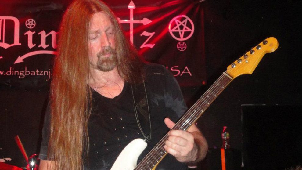 Muere ex guitarrista de KISS, Karl Cochran 1 Muere ex guitarrista de KISS, Karl Cochran