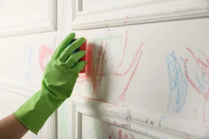 ¡Dile adiós a las manchas de crayón! Soluciones simples para tus paredes 2 ¡Dile adiós a las manchas de crayón! Soluciones simples para tus paredes