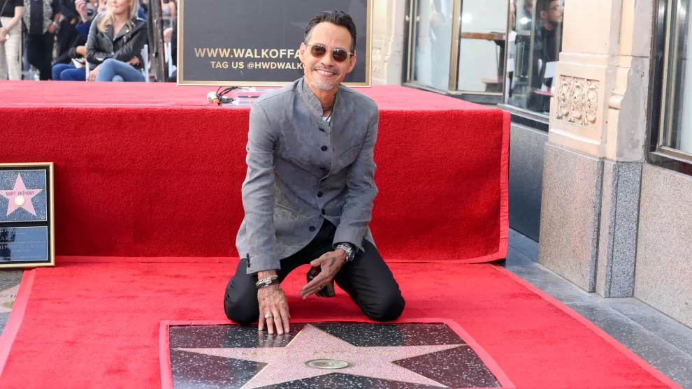 marc anthony recibe su estrella en el paseo de la fama de hollywood en los angeles 88ec6c