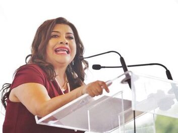Clara Brugada desmiente rumores de nacionalidad en vísperas electorales