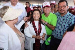 Clara Brugada cierra su campaña con un rotundo respaldo en el Zócalo de Ciudad de México.