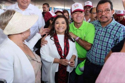 Clara Brugada cierra su campaña con un rotundo respaldo en el Zócalo de Ciudad de México.